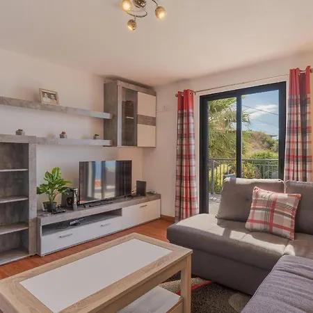 Rosa With Private Pool By Madeira * リベイラ・ブラーヴァ