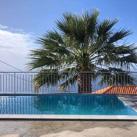 Rosa With Private Pool By Madeira וילה *