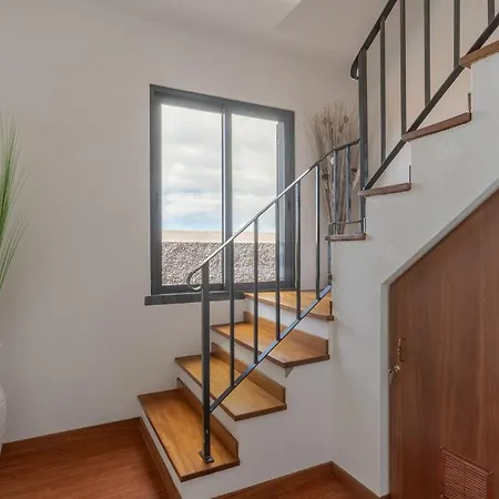 Rosa With Private Pool By Madeira ריביירה בראבה