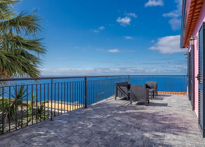 Rosa With Private Pool By Madeira *